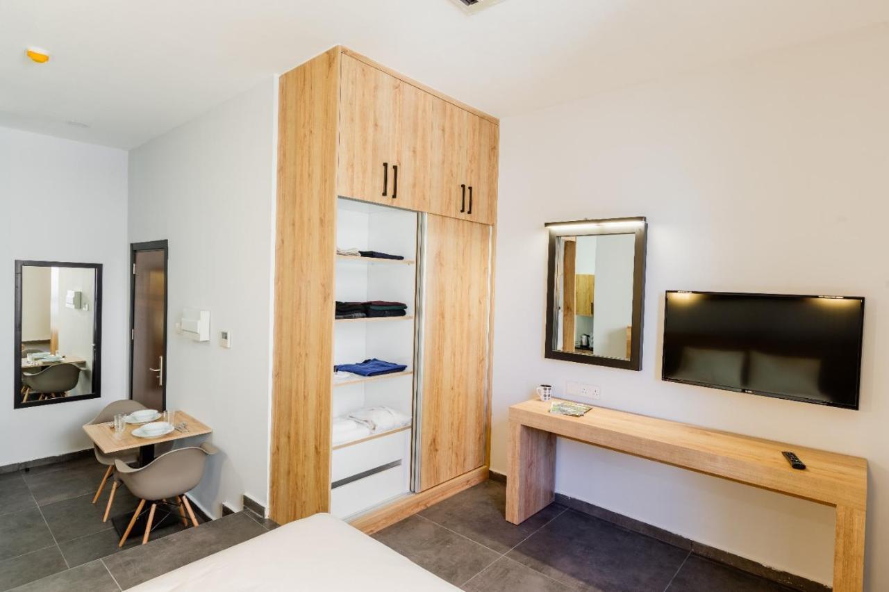 G Suites Luxury Rentals Nicosia Ngoại thất bức ảnh